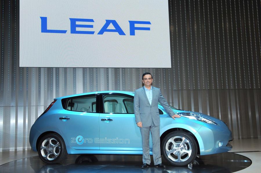  Nissan Leaf 2010 года  (фото 39 из 77)
